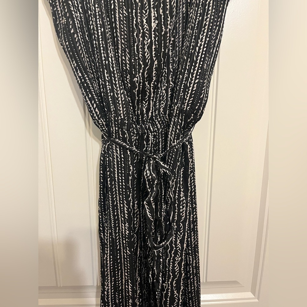 White House Black Market Dress - Picture 9 of 13
